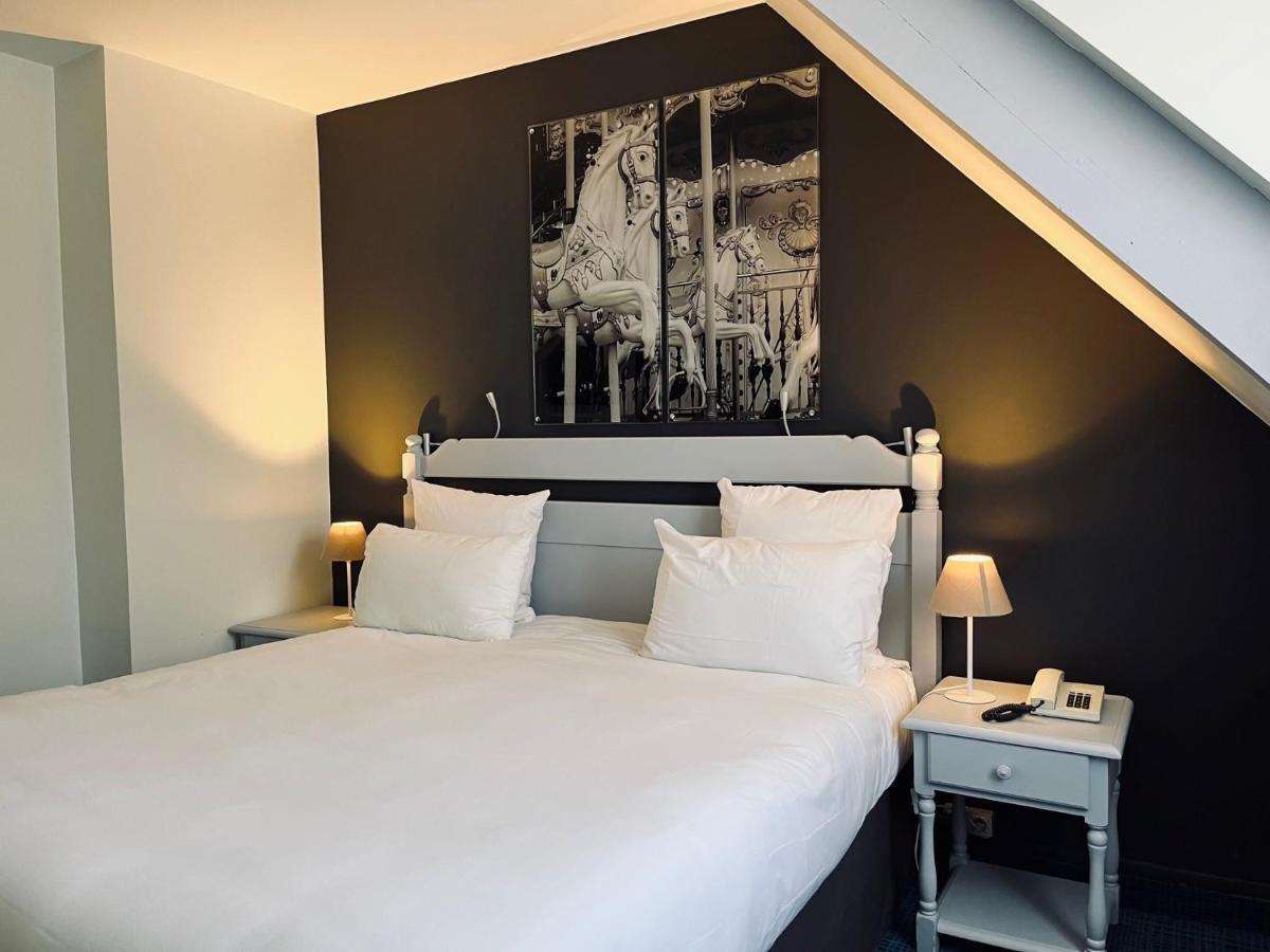 Hotel Le Cardinal Rueil Centre Zewnętrze zdjęcie