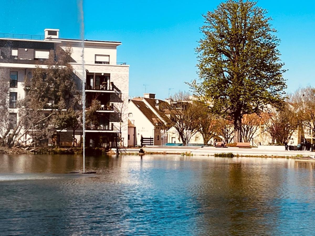 Hotel Le Cardinal Rueil Centre Zewnętrze zdjęcie