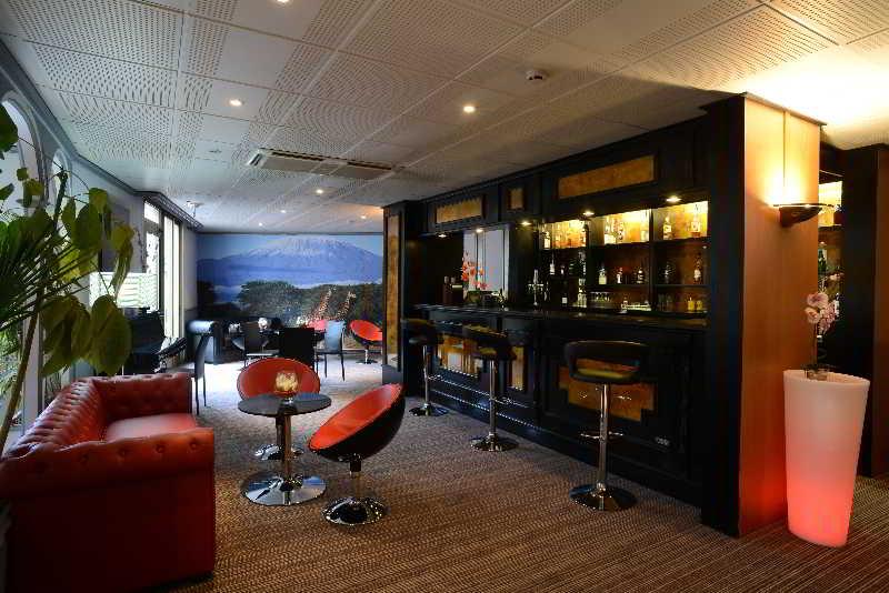 Hotel Le Cardinal Rueil Centre Restauracja zdjęcie