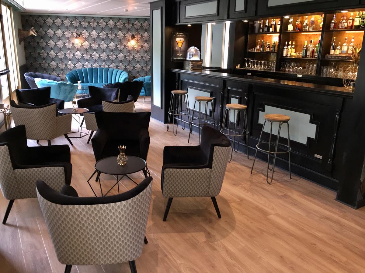 Hotel Le Cardinal Rueil Centre Zewnętrze zdjęcie